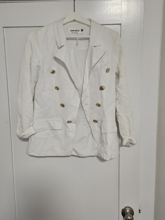Blank NYC Jackets & Blazers - Nwot Blank Noir White Double-Breasted Linen-Blend Blazer with Gold Buttons